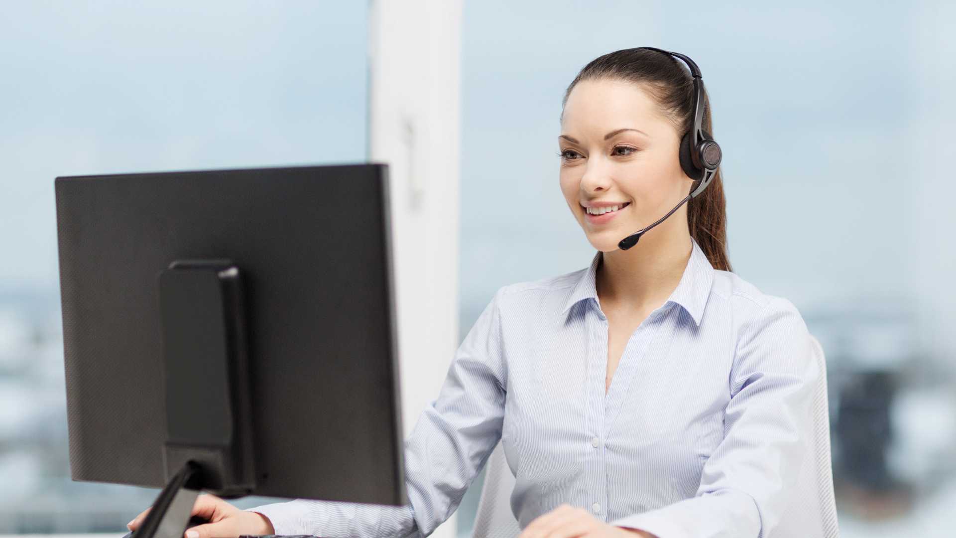 When Is It Necessary to Call the Universal Credit Helpline